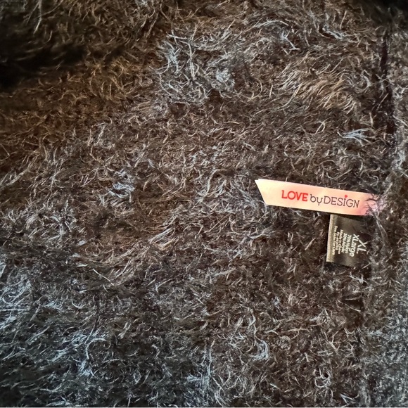 Love by design sweater with broach and embellished buttons size xl - Picture 6 of 6